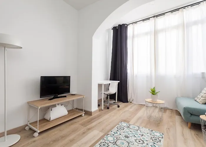 Siroco By Seaside Homes * 卡斯特尔德费尔斯